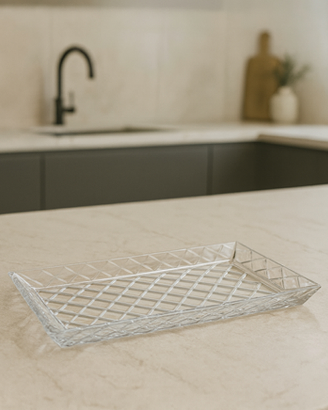 20251082 Enë qelqi për ëmbëlsira - Figura 1