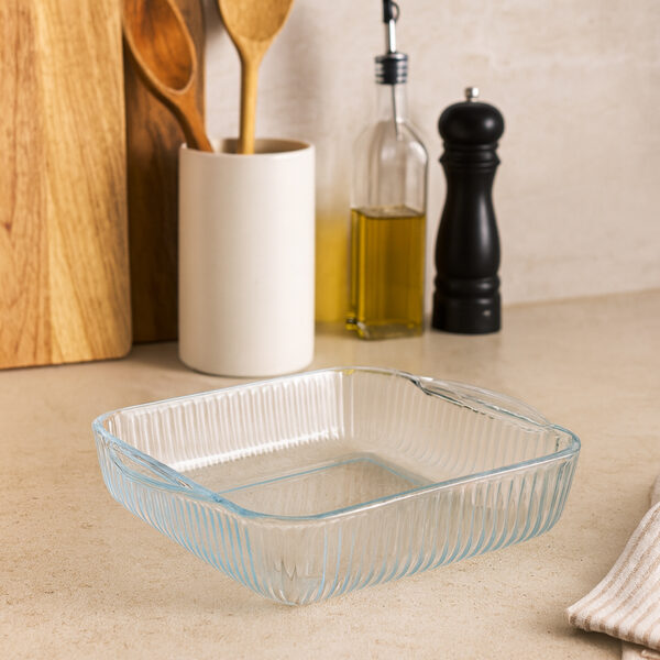 Tavë Qelqi për Pjekje 22x26cm – Rezistente & Praktike